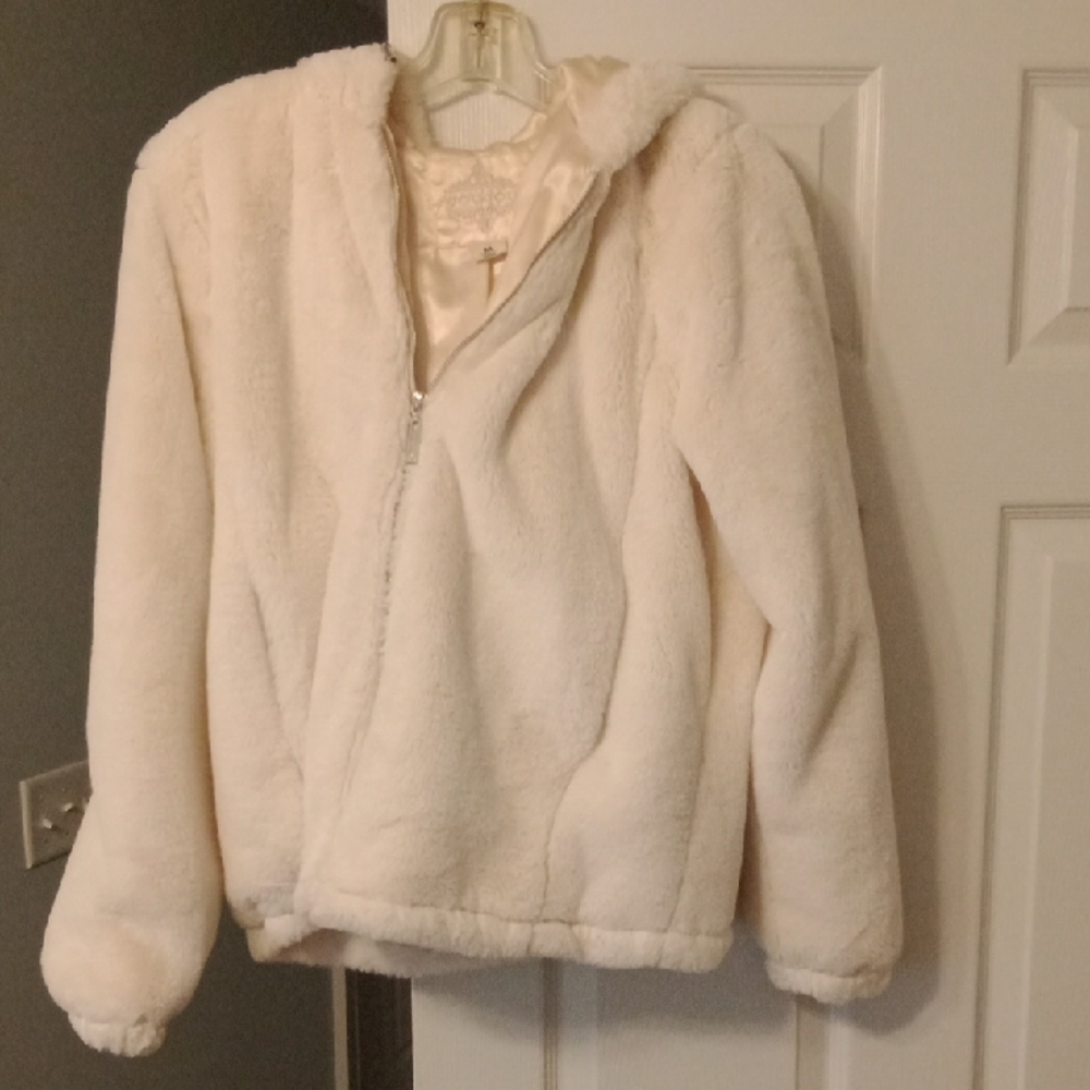 Jou Jou Cream Faux Fur Jacket Size Medium